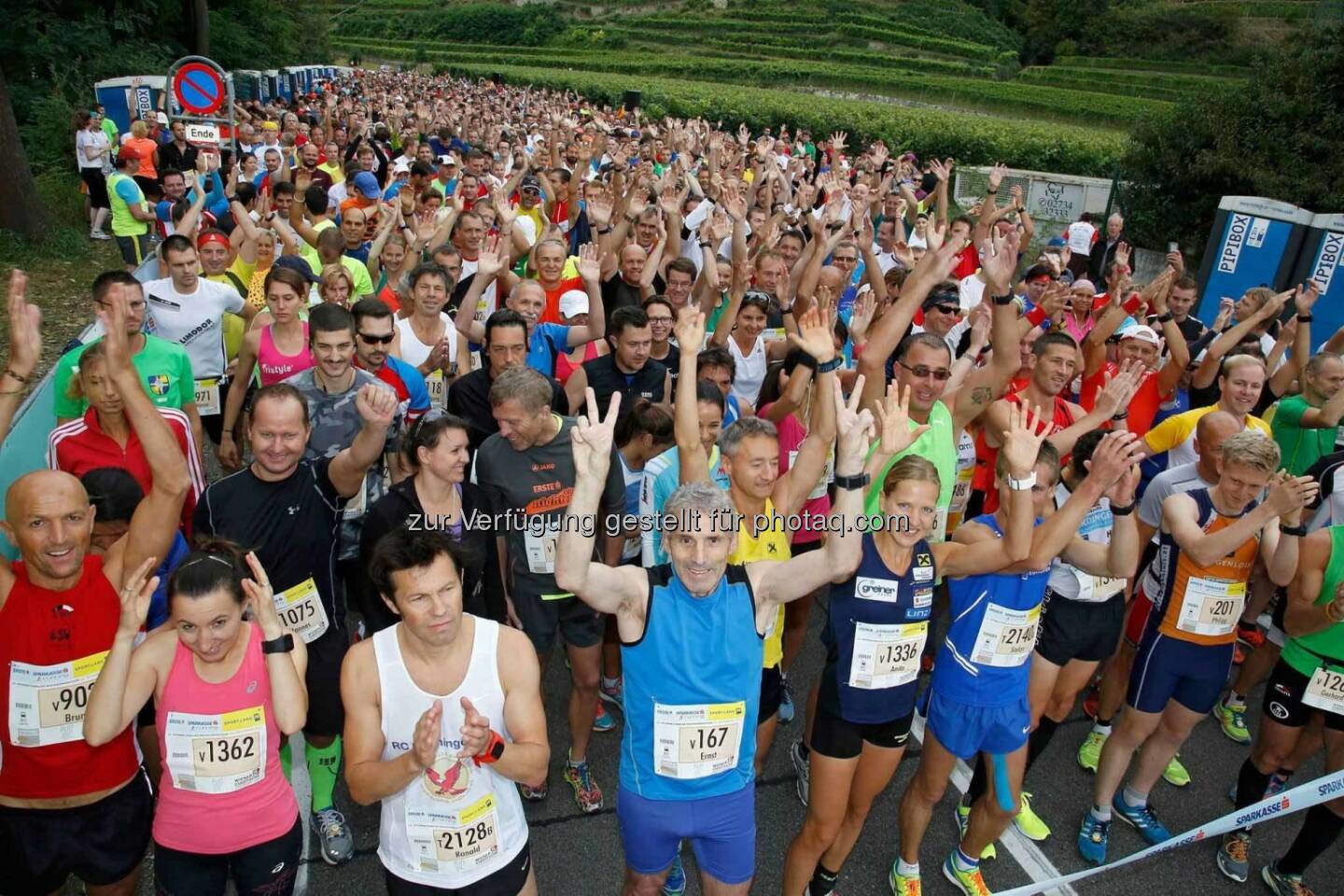 Anita Baierl beim Wachau Marathon (C) Bernhard Noll / Wachau Marathon