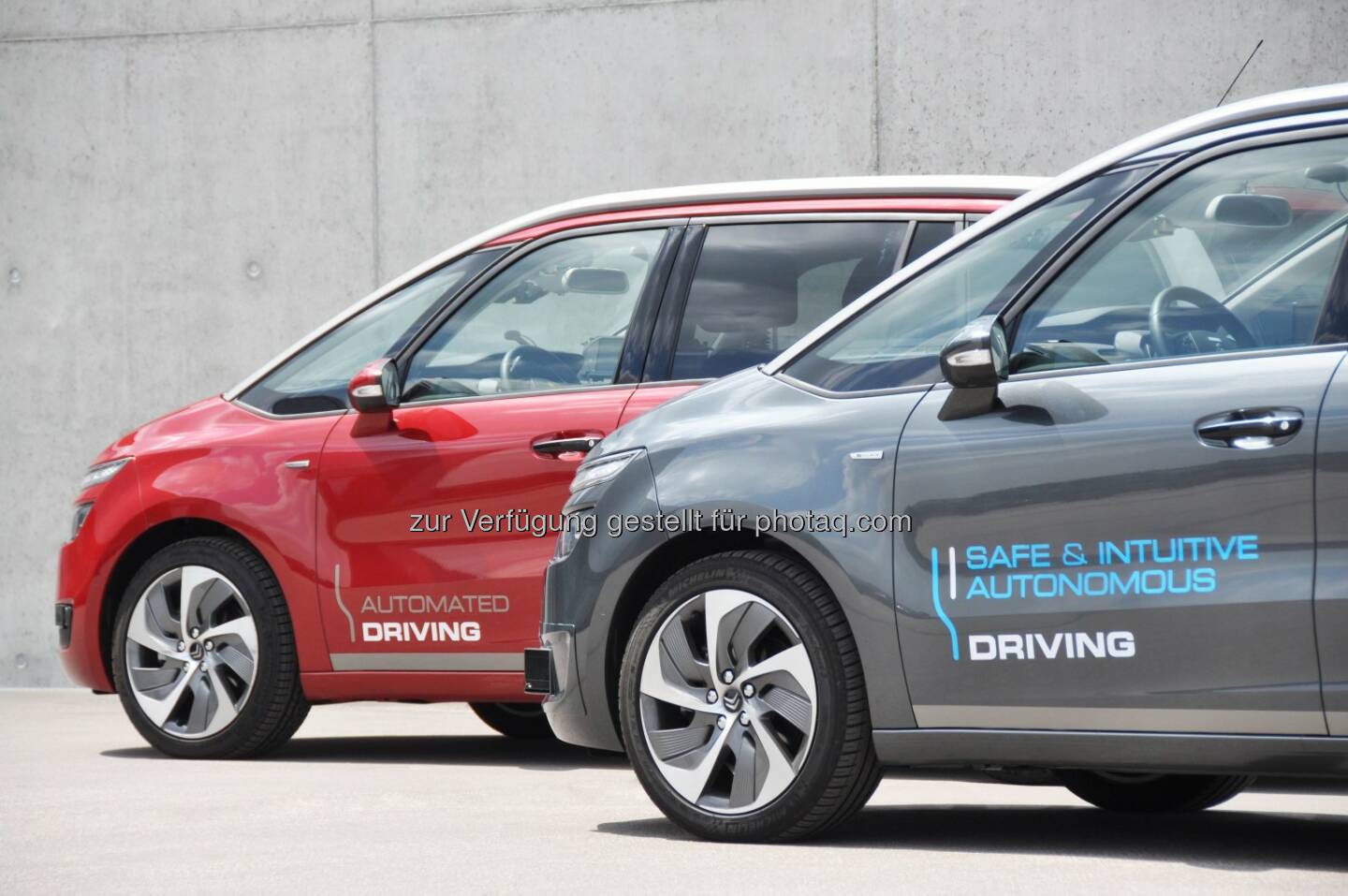 Autonome Fahrzeuge der Groupe PSA : Seite Mitte 2015 bereits 60.000 Kilometer im autonomen Modus von Demonstrationsfahrzeugen der Groupe PSA zurückgelegt : Fotocredit: Groupe PSA