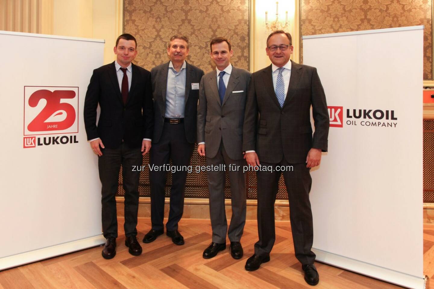 Anton Usov (Partner KPMG Moskau), Igor Kozyrev (Head of international reporting department PAO Lukoil), Robert Gulla (GF Lukoil Holding GmbH), Yann Hansa (Partner KPMG Wien) : Lukoil Accounting Konferenz zum 5. Mal in Wien : Fotocredit: Lukoil International GmbH/Gruszkiewicz