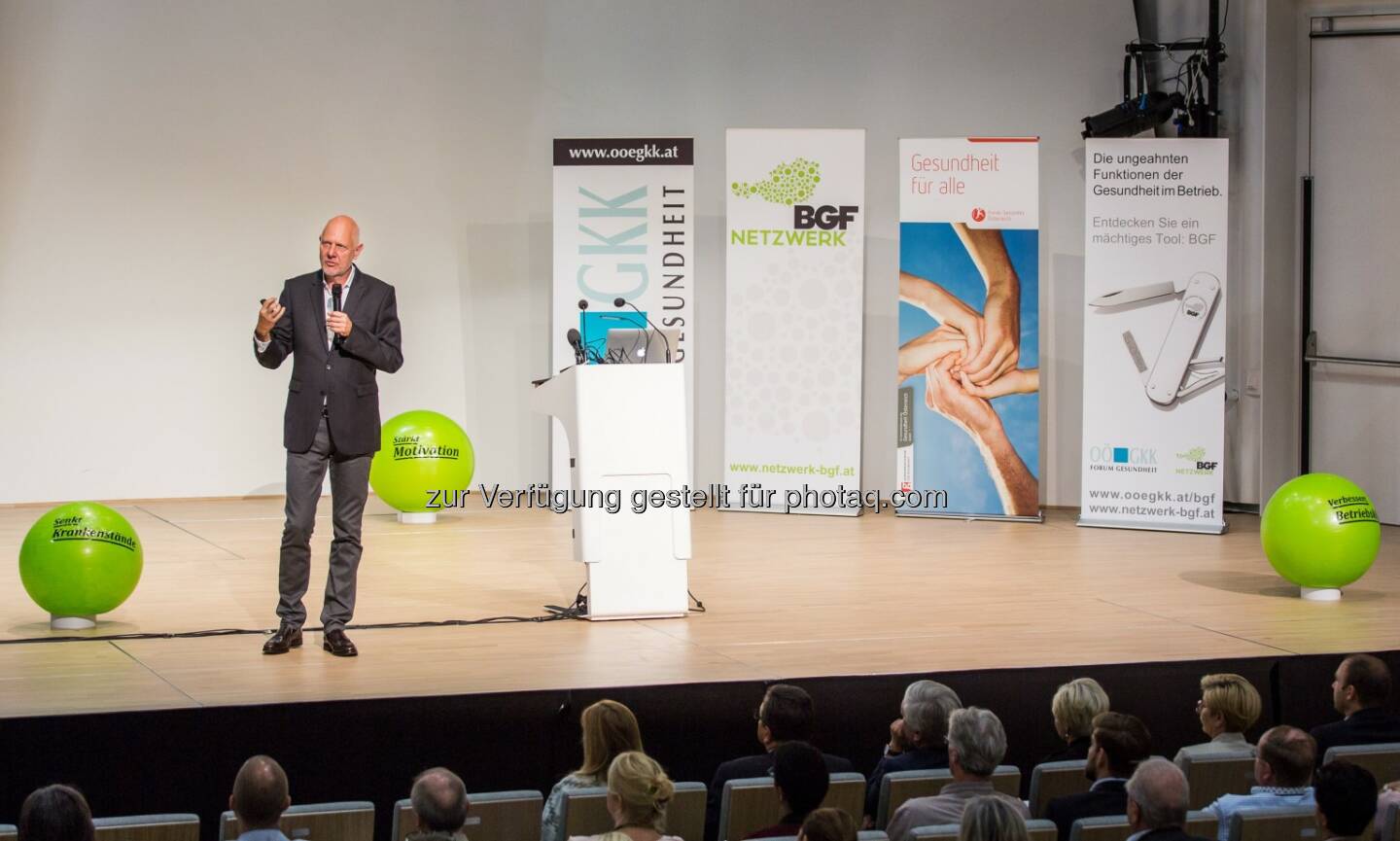 Matthias Horx (Referent) : Unternehmen wollen gesund bleiben – Über 300 Besucher beim BGF-Infotag in Linz : Fotocredit: Ö. Netzwerk f. Betriebl. Gesundheitsförderung/APA-Fotoservice/Greindl