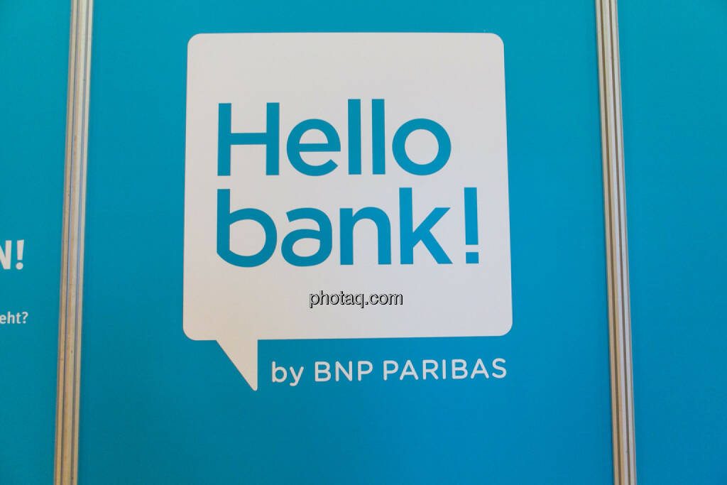 Hello bank!, © Martina Draper/photaq (20.10.2016) 