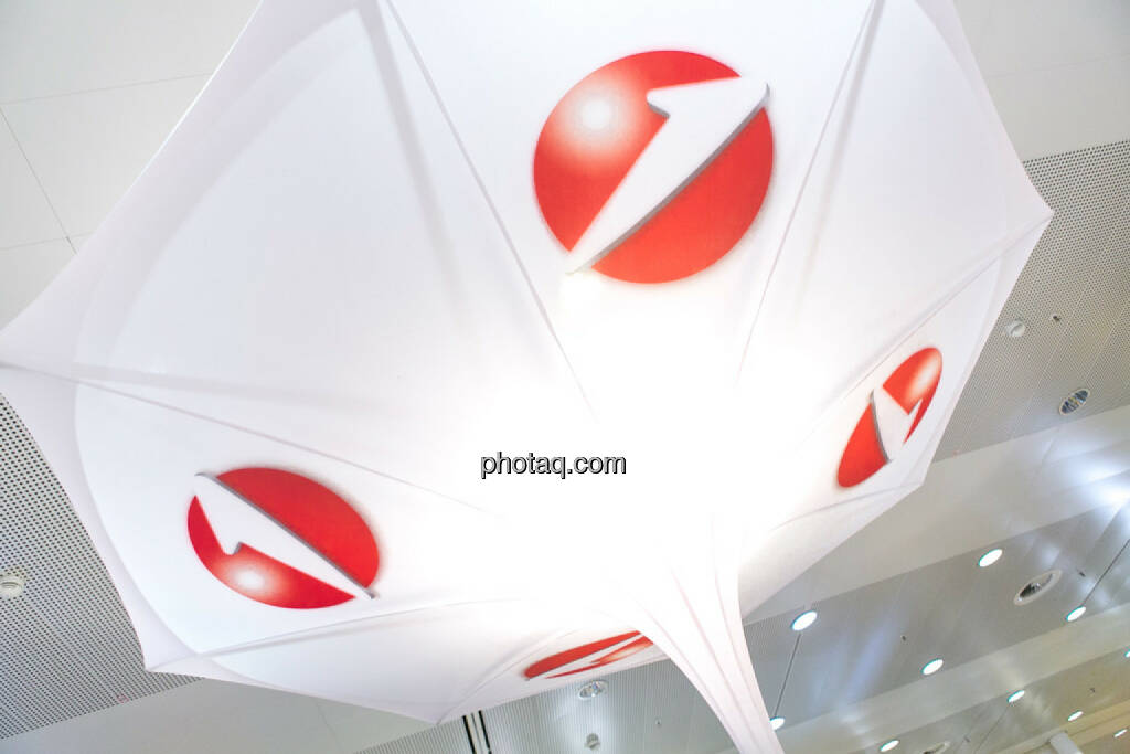 Bank Austria, UniCredit, © Martina Draper/photaq (20.10.2016)