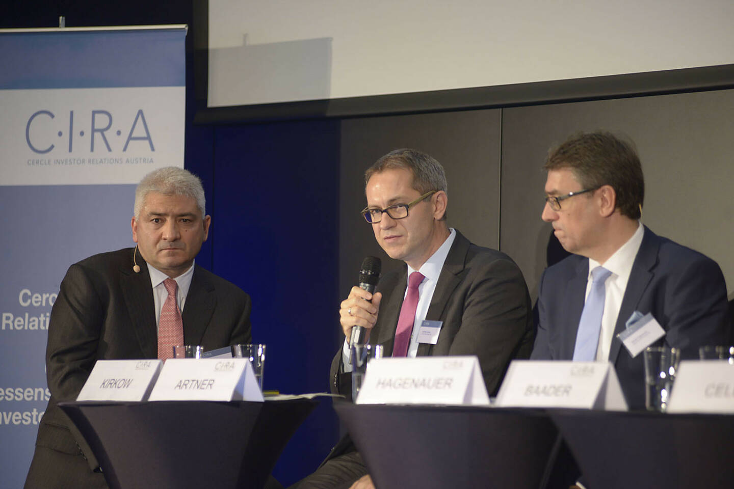 Peter Kirkow (KPMG Makinson Cowell), Günther Artner (Erste Group Bank AG), Harald Hagenauer (Österr. Post)