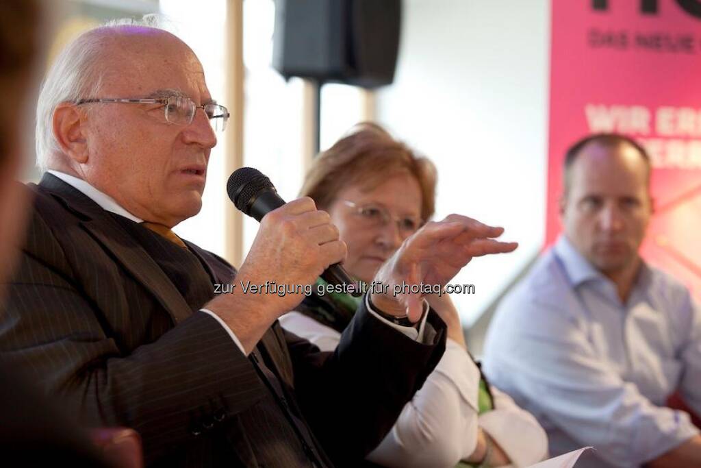 Neos: Podiumsdiskussion in der Neossphaere am 30. April 2013 mit Claus Raidl, Gudrun Biffl. Matthias Strolz http://www.alexhalada.com (01.05.2013) 