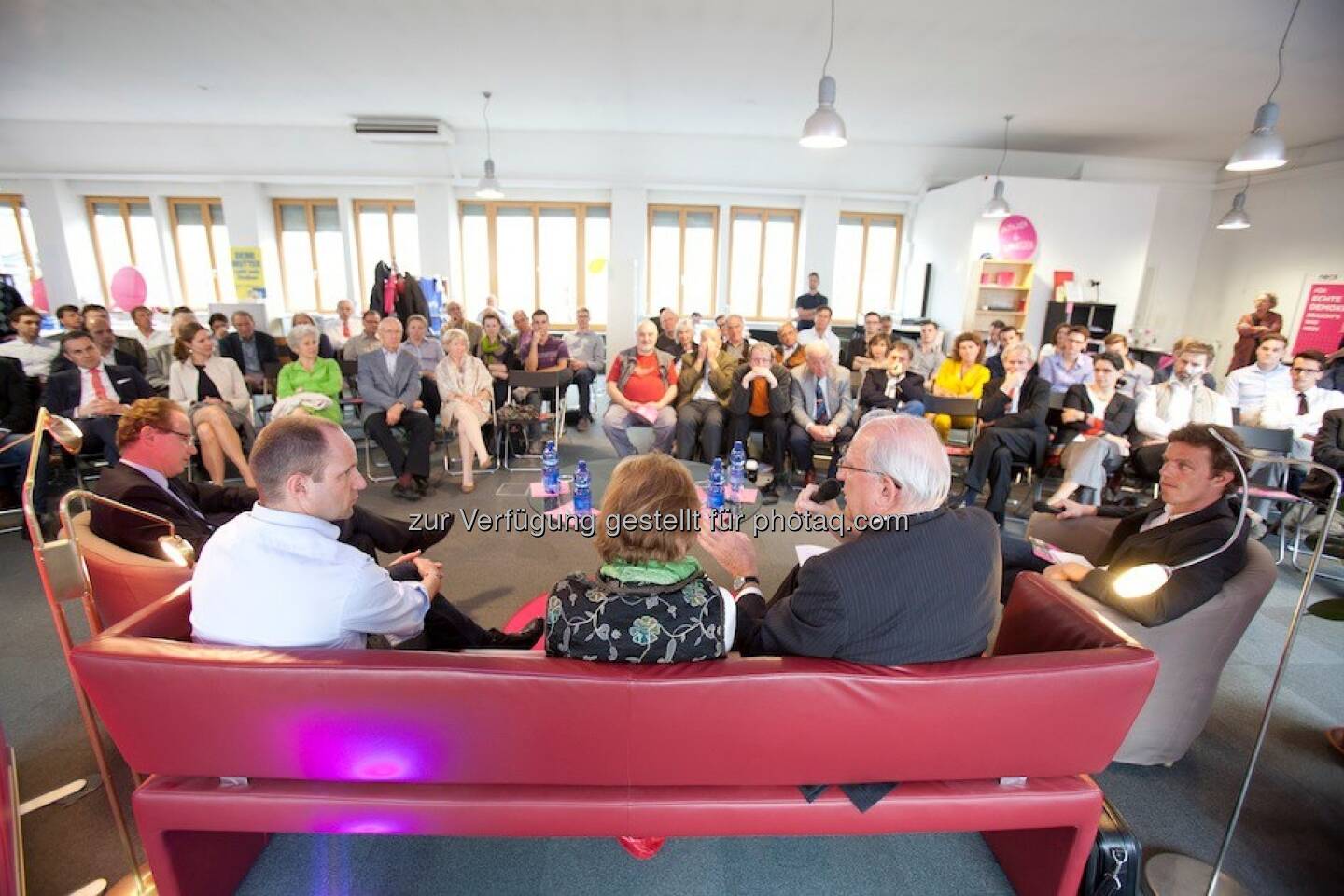 Neos: Podiumsdiskussion in der Neossphaere am 30. April 2013 mit Claus Raidl, Gudrun Biffl. Matthias Strolz und Georg Kapsch http://www.alexhalada.com