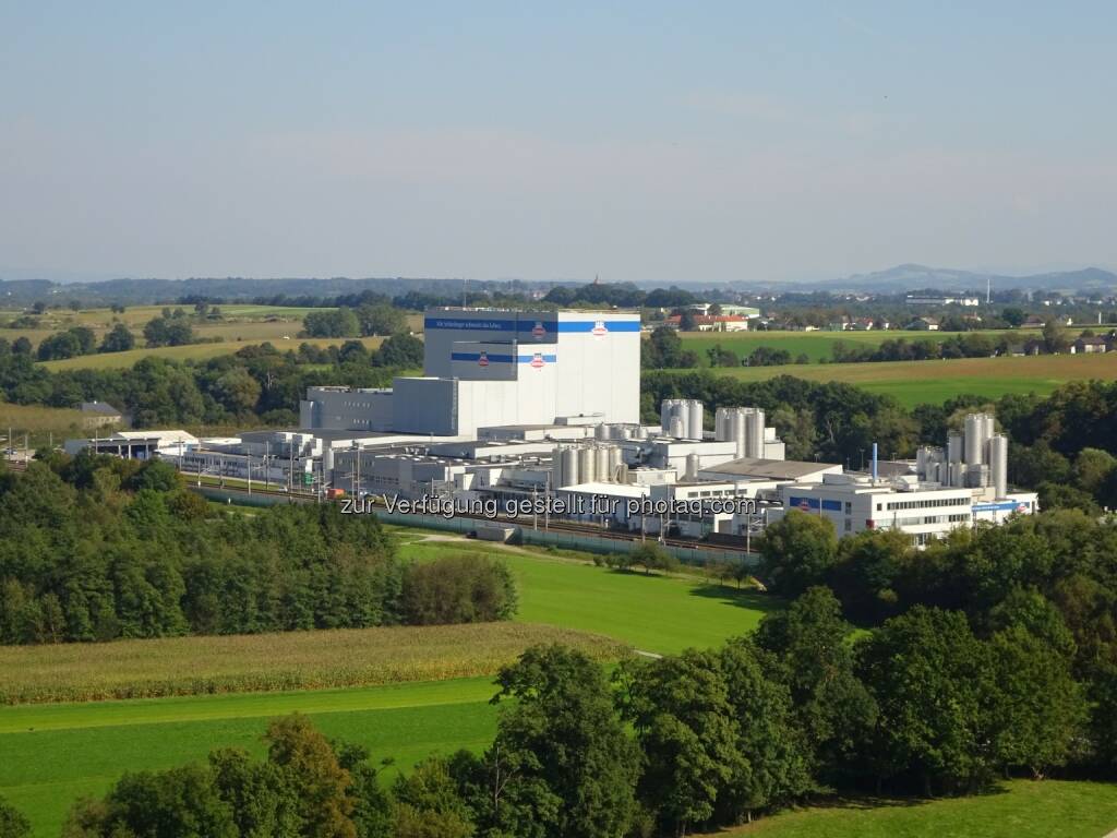 Berglandmilch Standort in Aschbach Markt : Neues Logistikzentrum im Berglandmilch-Werk Aschbach Markt/NÖ : Fotocredit: Berglandmilch, © Aussendung (27.10.2016) 