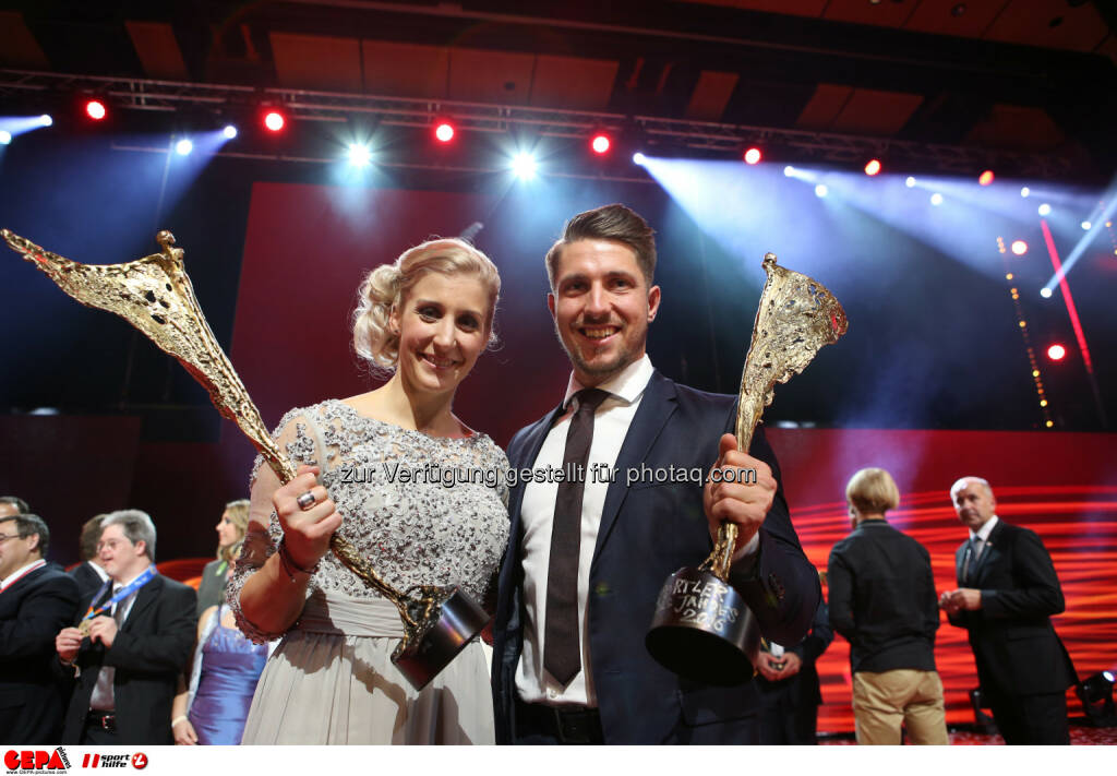 Marcel Hirscher and Eva-Maria Brem (AUT) Photo: GEPA pictures/ Christian Walgram (28.10.2016) 