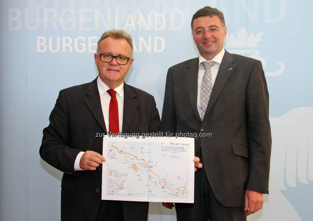 Infrastrukturminister Jörg Leichtfried und Landeshauptmann Hans Niessl präsentieren Investitionen in die Infrastruktur im Burgenland (Bild: Land Burgenland / Siess), © Aussender (09.11.2016) 