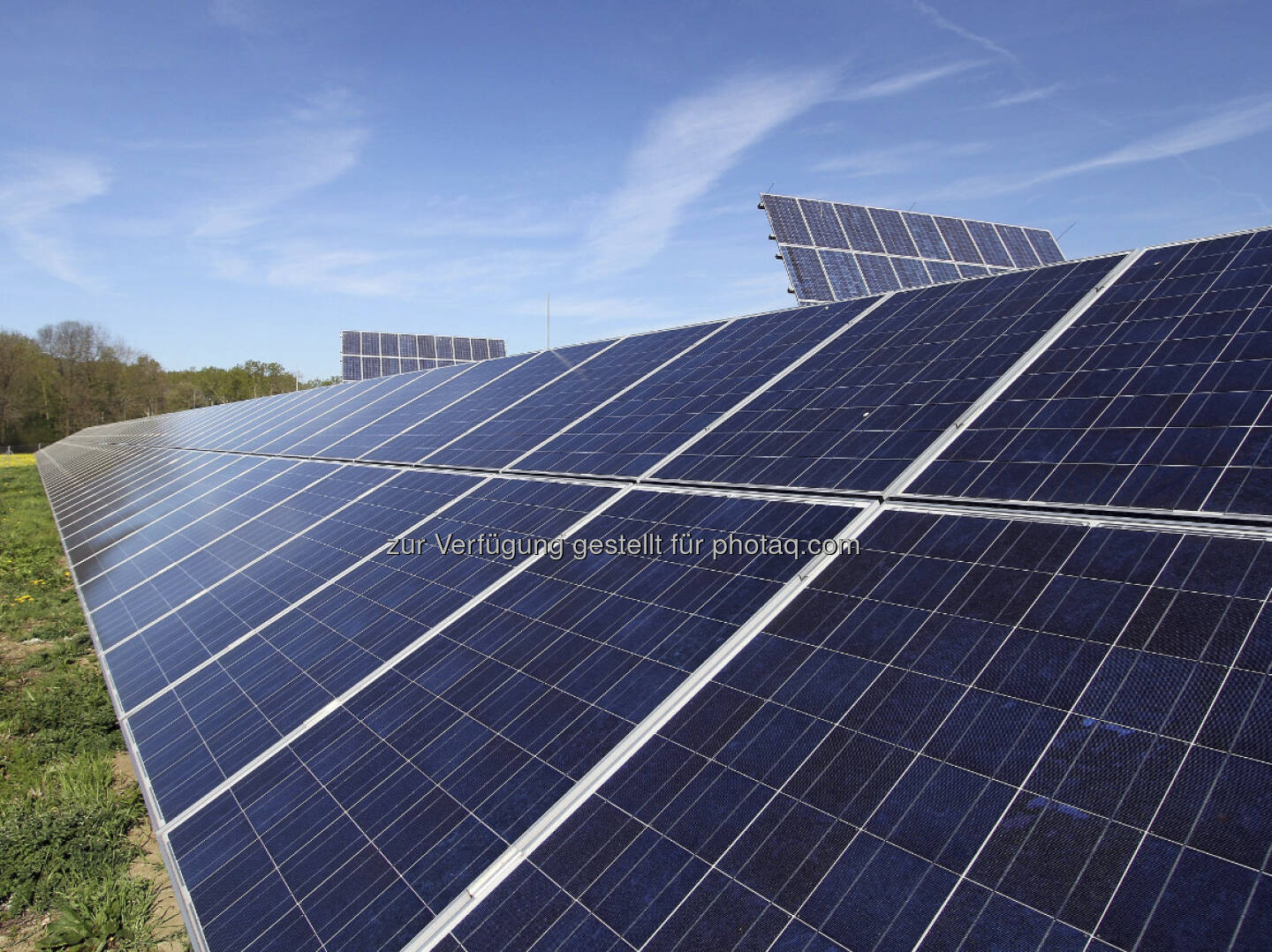 Sonnenkraftwerk Schönkirchen - ab 4.5. Anteile des neuen Sonnenkraftwerkes mit Bürgerbeteiligung von EVN und Land NÖ erhältlich (Foto EVN / Gabriele Moser)