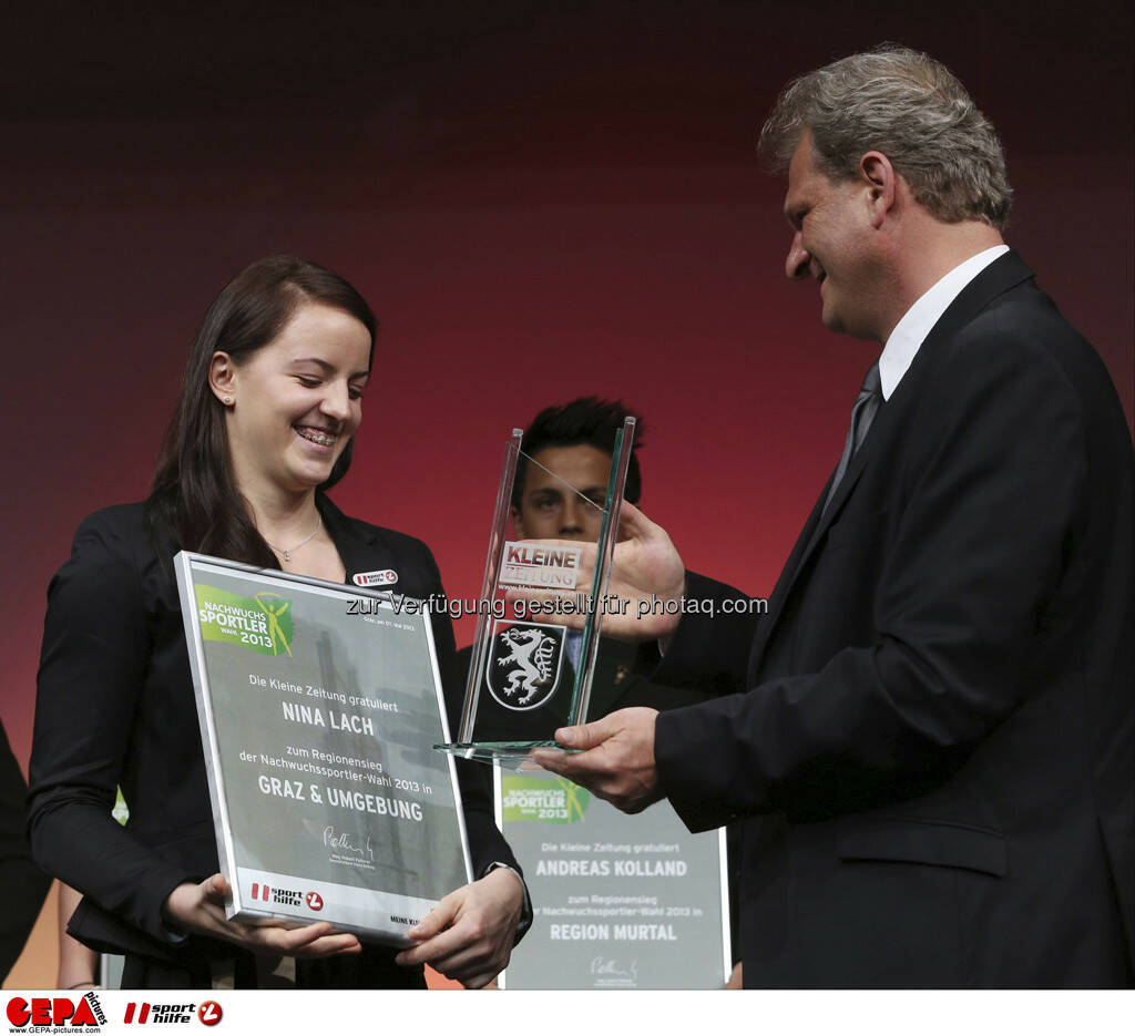 Nina Lach (AUT - Beliebteste Nachwuchssportlerin des Jahres) und Guenther Sagmeister (Kleine Zeitung), Foto: GEPA pictures/ Markus Oberlaender (08.05.2013) 