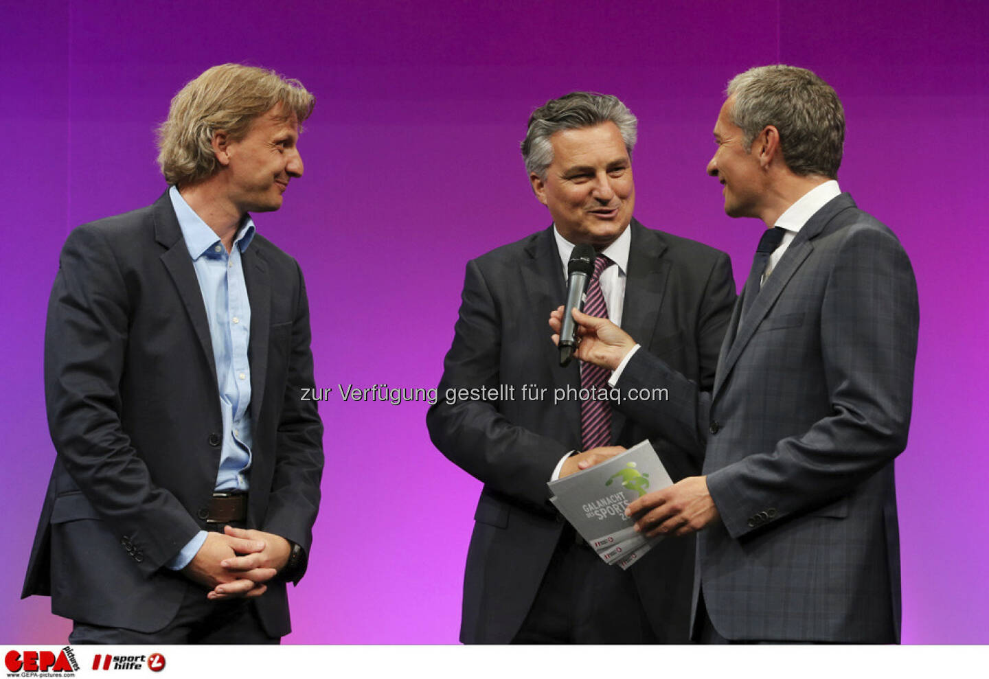 Markus Schopp (SK Sturm Graz), Hubert Patterer (Kleine Zeitung) und Moderator Rainer Pariasek, Foto: GEPA pictures/ Markus Oberlaender