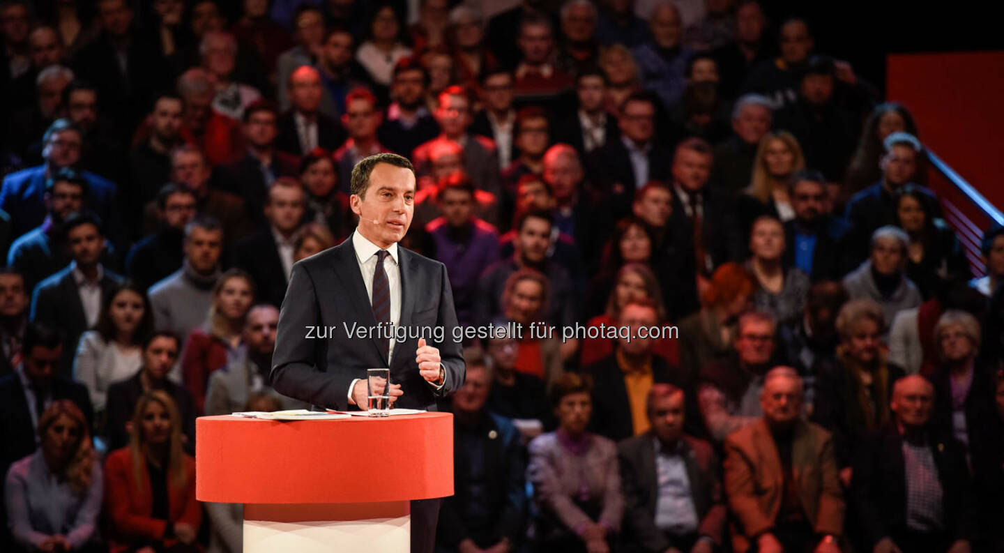 Rede von Christian Kern (SPÖ) in der Messehalle in Wels (Bild: SPÖ)