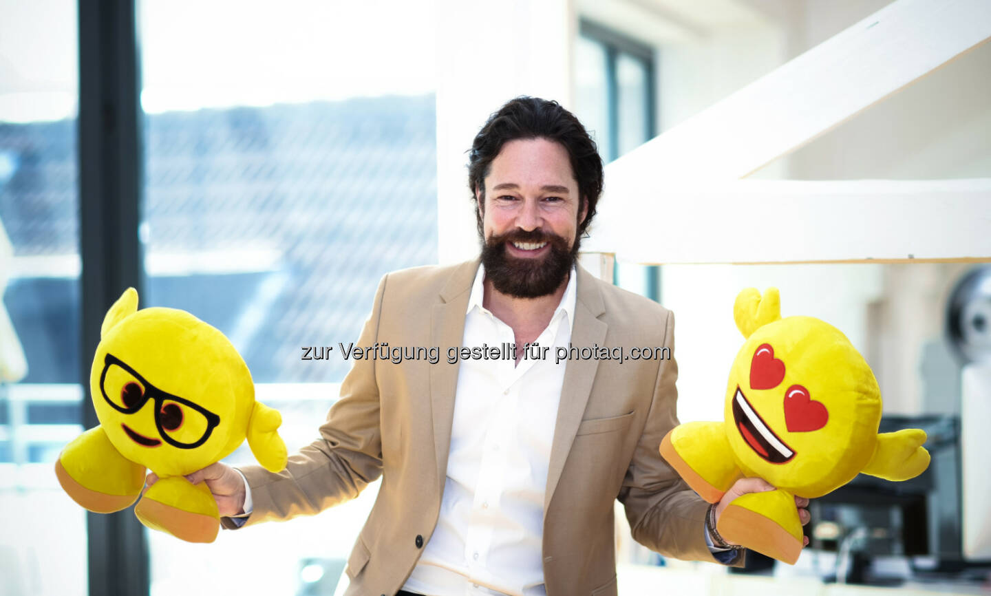 Marco Hüsges, Geschäftsführer emoji Company: emoji Company GmbH: emoji company GmbH verkündet Vereinbarung mit Sony Pictures Animation über den Film The Emoji Movie (C) emoji Company