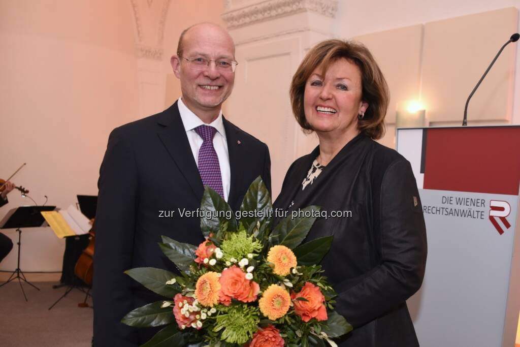 Michael Enzinger und Gisela Friedrichsen - Rechtsanwaltskammer Wien: 8. Neujahrsempfang der Rechtsanwaltskammer Wien (Fotograf: Doris Kucera), © Aussender (18.01.2017) 