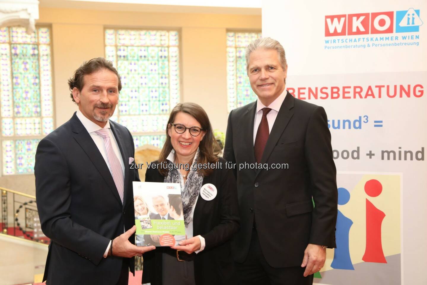 Harald Haris G. Janisch, Gerda Ruppi-Lang, Anton G. Ofner - Wirtschaftskammer Wien: Psychosoziale Kraftquellen für Wiener Unternehmen (Fotocredit: Wirtschaftskammer Wien/APA-Fotoservice/APA-Fotoservice/Schedl)