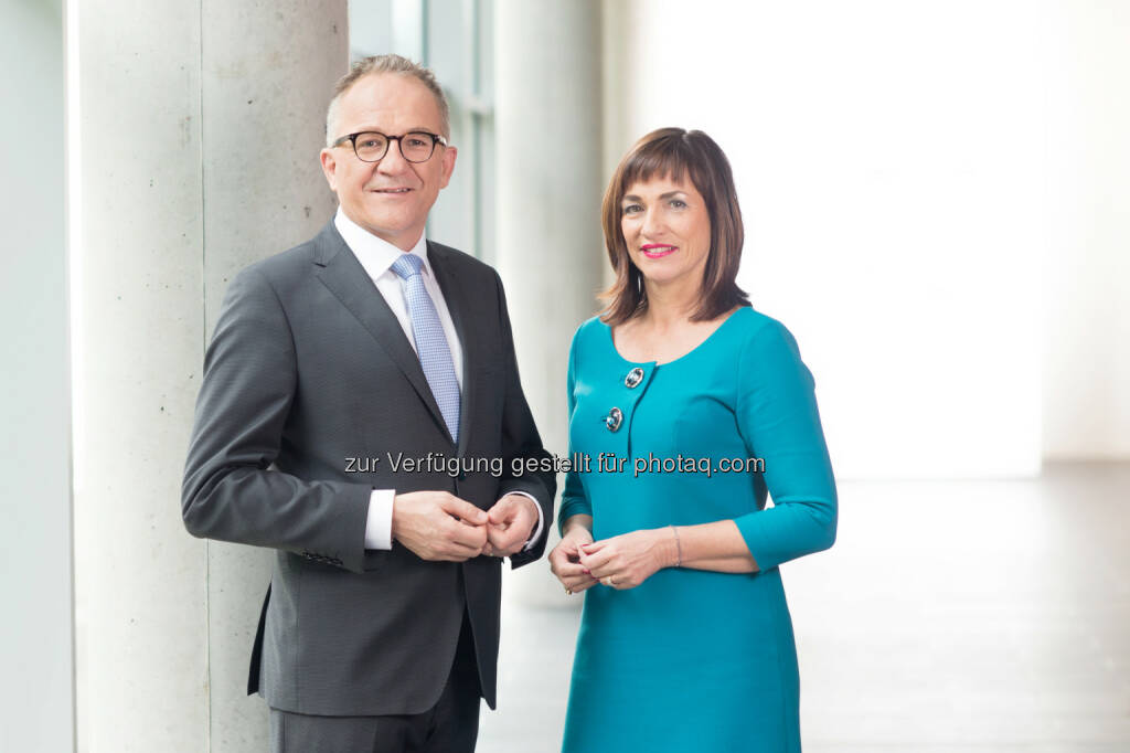 Raimund Ribitsch und Doris Walter - Fachhochschule Salzburg GmbH: FH Salzburg: Die Hochschule für Technik, Gesundheit und Medien (Fotocredit: FH Salzburg/Marco Riebler), © Aussender (20.01.2017) 