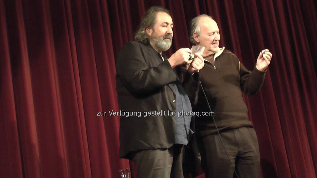 Werner Herzog und Viennale Direktor Hans Hurch bei der Verleihung im Metro Kinokulturhaus - Viennale Film Festival: „VIENNALE METEORIT“ an Werner Herzog verliehen (Fotocredit: Filmarchiv Austria), © Aussender (23.01.2017) 