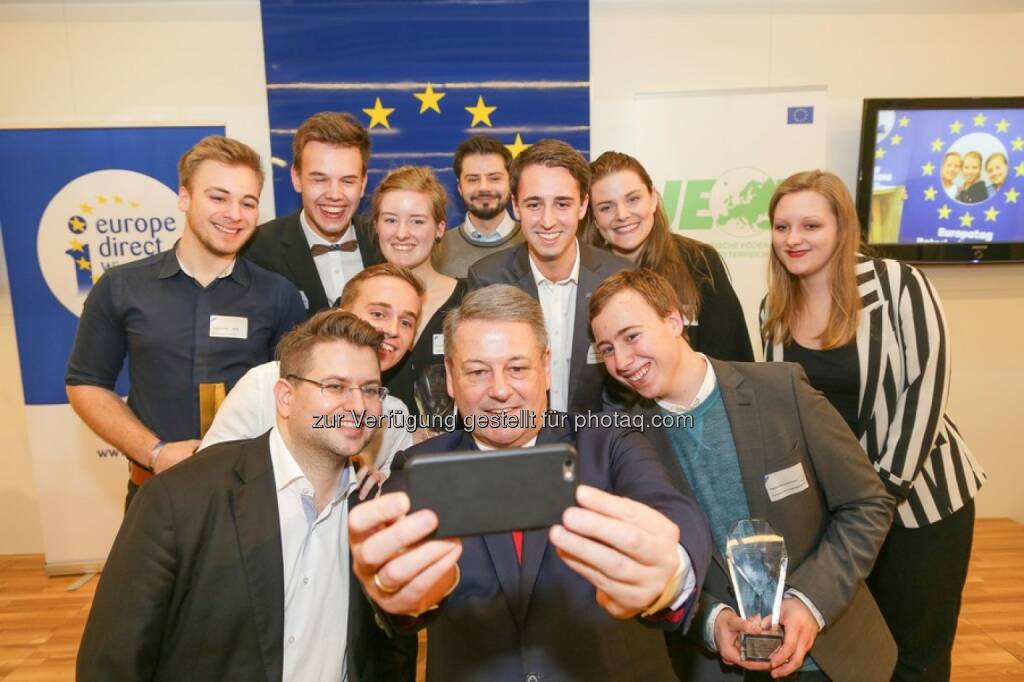 Europe Direct Wien: Europa-Jugend-Empfang mit Bundesminister Rupprechter (Fotocredit: Europäische Föderalistische Bewegung/APA-Fotoservice/Tanzer), © Aussender (01.02.2017) 
