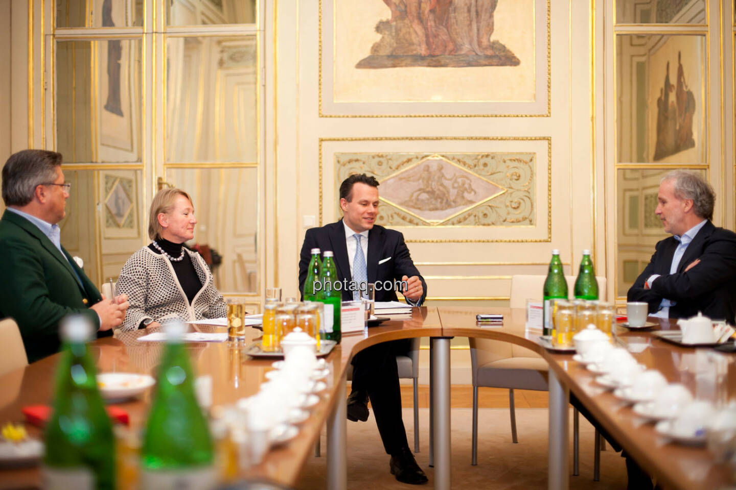 Karl-Heinz Strauss (Porr), Heike Arbter (RCB), Christoph Boschan (Wiener Börse), Christian Drastil (BSN)