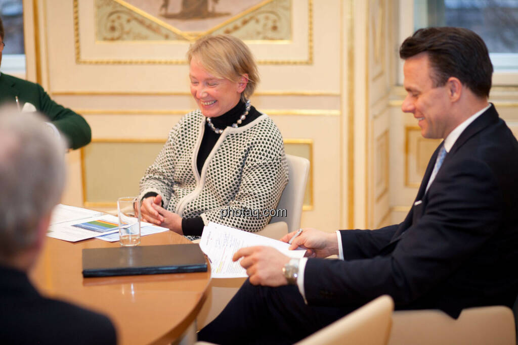 Heike Arbter (RCB), Christoph Boschan (Wiener Börse), © Michaela Mejta (02.02.2017) 