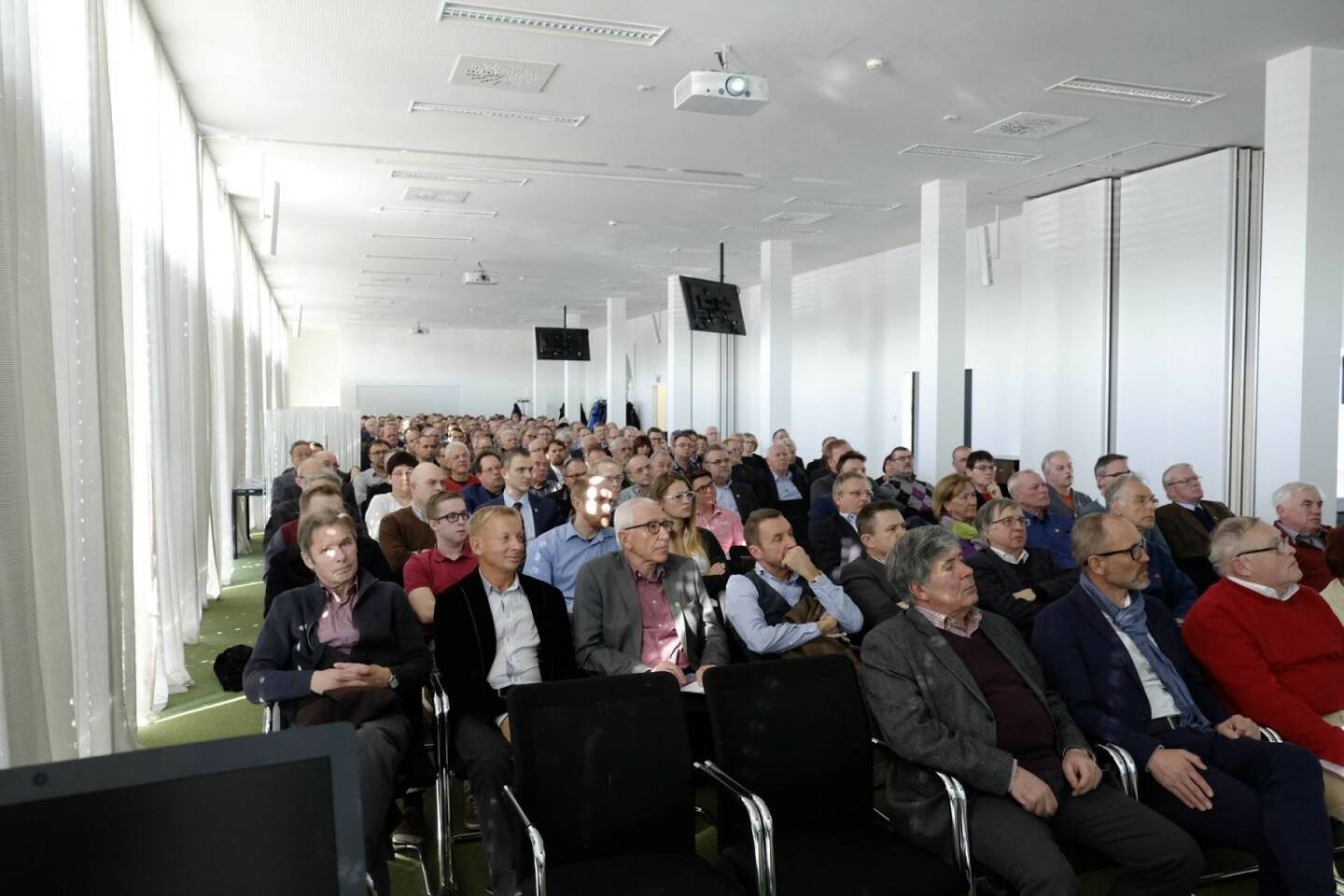 FACC-Aktionärstag: 230 Gäste, ausgebucht @drastil #facc