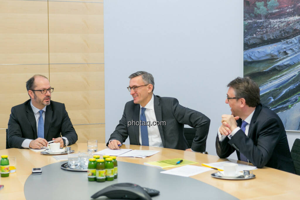 Paul Severin (Erste Asset Management, ÖVFA), Robert Ottel (voestalpine, Aktienforum), Harald Hagenauer (Österreichische Post, C.I.R.A.), © Martina Draper/photaq (03.03.2017) 