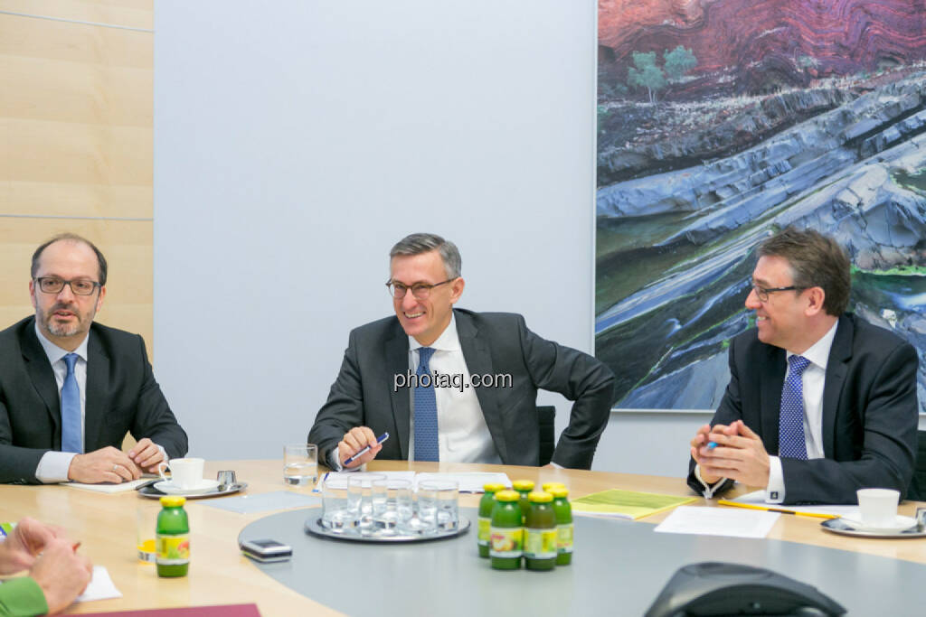 Paul Severin (Erste Asset Management, ÖVFA), Robert Ottel (voestalpine, Aktienforum), Harald Hagenauer (Österreichische Post, C.I.R.A.), © Martina Draper/photaq (03.03.2017) 