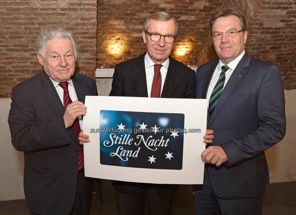 Oberösterreich, Tirol und das SalzburgerLand gehen gemeinsam ins Stille-Nacht-Jubiläumsjahr 2018. Dies betonten die drei Landeshauptmänner Dr. Josef Pühringer, Dr. Wilfried Haslauer und Günter Platter anlässlich eines gemeinsamen Treffens. - SalzburgerLand Tourismus: Länderübergreifender Schulterschluss zum Jubiläum von Stille Nacht! Heilige Nacht! (Fotocredit: Erich Marschik), © Aussender (21.03.2017) 