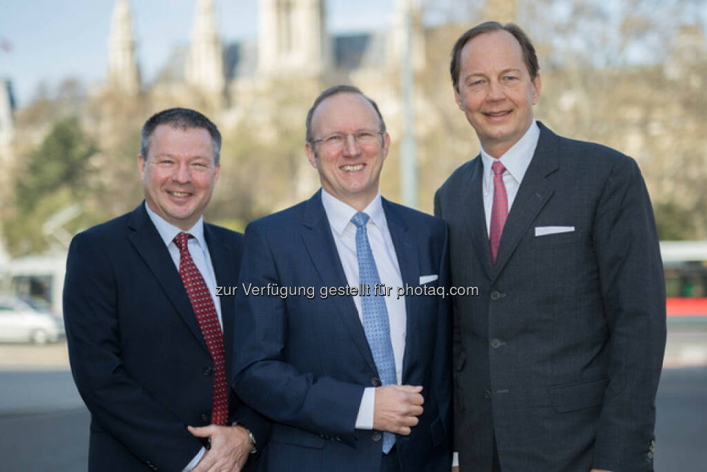 Heinz Bednar (Präsident VÖIG), Berndt May (Generalsekretär VAIÖ), Dietmar Rupar (Generalsekretär VÖIG) wollen das Finanzwissen der ÖsterreicherInnen schärfen. (Fotocredit: VÖIG) (31.03.2017) 