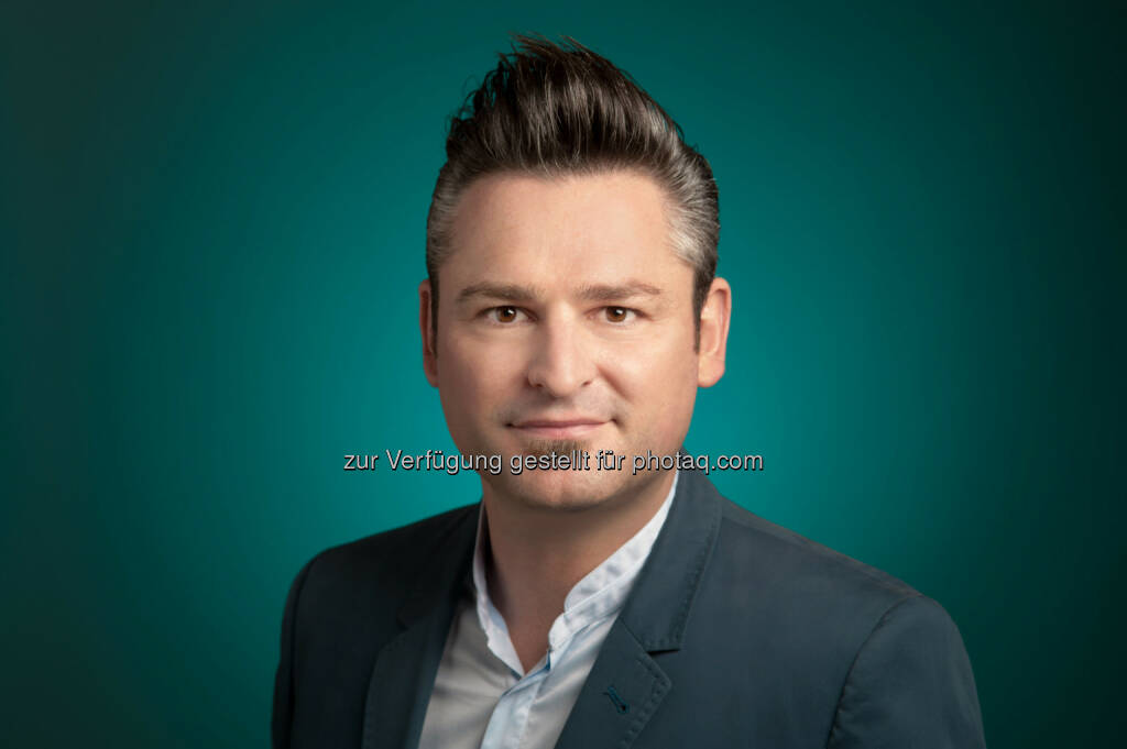 Google Chief Innovation Evangelist Frederik Pferdt als Talk-Gast beim Houskapreis 2017 - B&C Privatstiftung: Google Innovation Evangelist Frederik Pferdt als Talk-Gast beim Houskapreis (Fotocredit: Weinberg-Clark Photography), © Aussender (05.04.2017) 