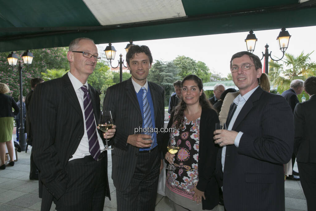 Wolfgang Pinner ( Erste Sparinvest), Martin Cech (Erste Sparinvest), Isabella Hesse (Erste Bank), Manfred Radinger (gbr), © finanzmarktfoto/Martina Draper (15.05.2013) 