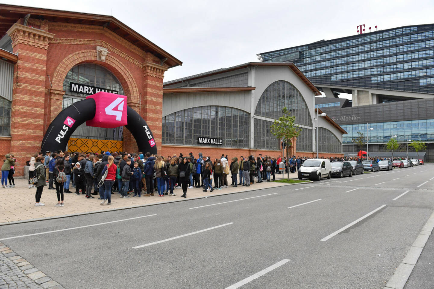 Ansturm auf die Marxhalle (Bild: Matthias Buchwald)