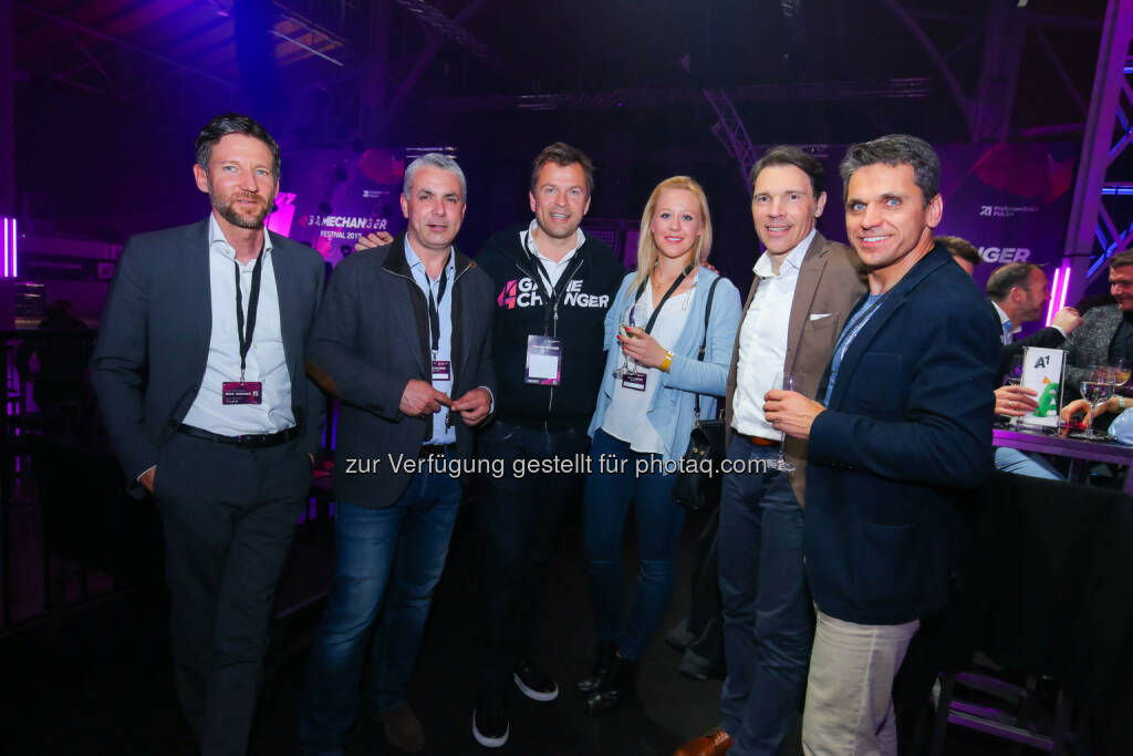 Thomas Schaufler & Peter Bosek (Erste Bank Group AG), Markus Breitenecker, Bianca Gfrei (Kiewno), Christof Wahl (Vorstand ProSiebenSat.1 Media SE), Michael Altrichter (StartUp 300), ©  ProSiebenSat.1 Puls4 (25.04.2017) 