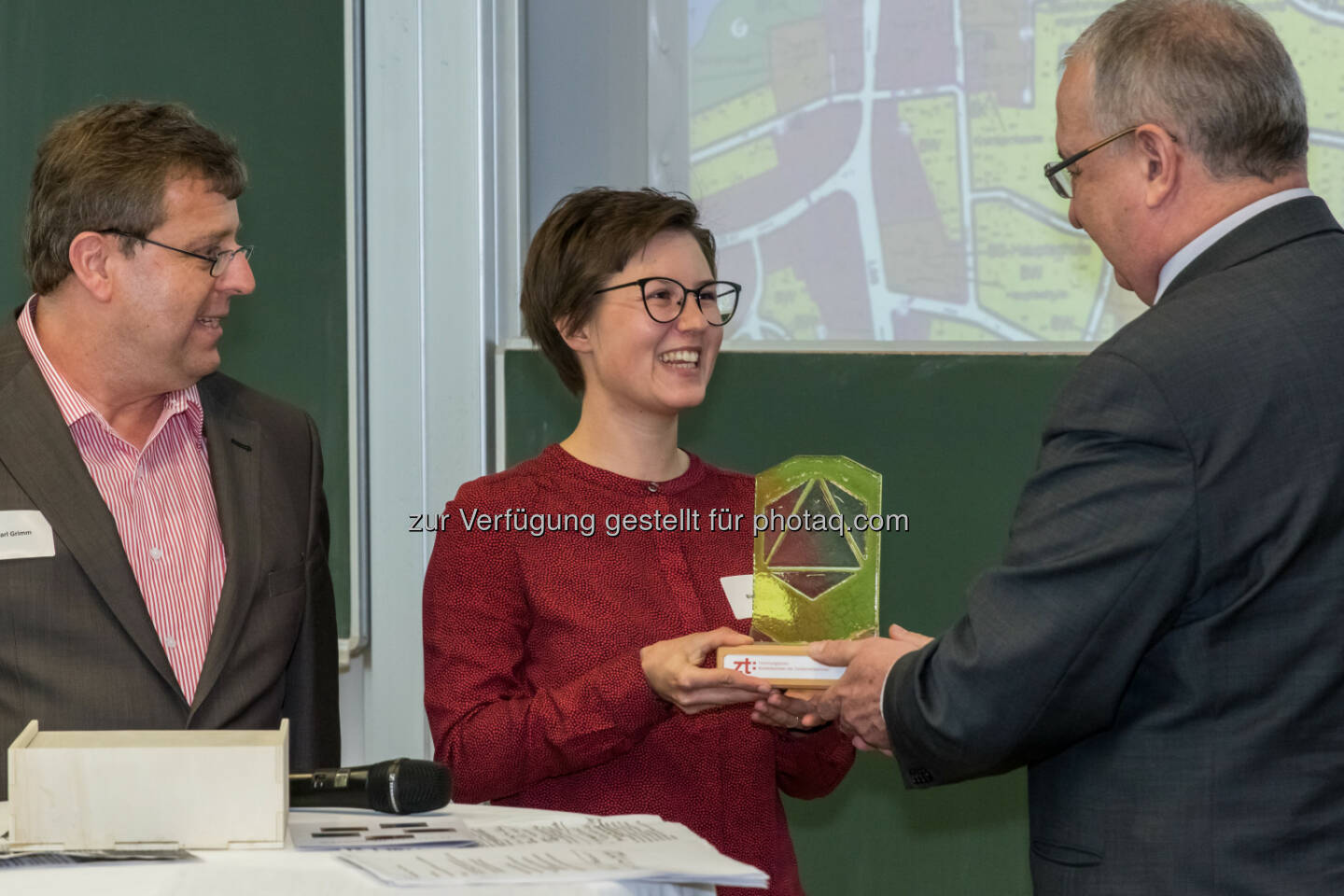 DI Karl Grimm, DI Birgit Wölkart, Baurat h.c. DI Klaus Thürriedl - Bundeskammer der ZiviltechnikerInnen: Erstmalige Verleihung des Forschungspreises der Bundeskammer der ZiviltechnikerInnen am PlanerInnentag 2017 (Fotocredit: ©BOKU, Christoph Gruber)