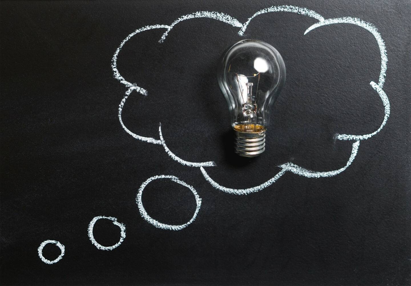 Gedanken, nachdenken, Idee, Kreativ, Innovation, Phantasie (Bild: Pixabay/TeroVesalainen https://pixabay.com/de/gedanken-idee-innovation-phantasie-2123970/ )