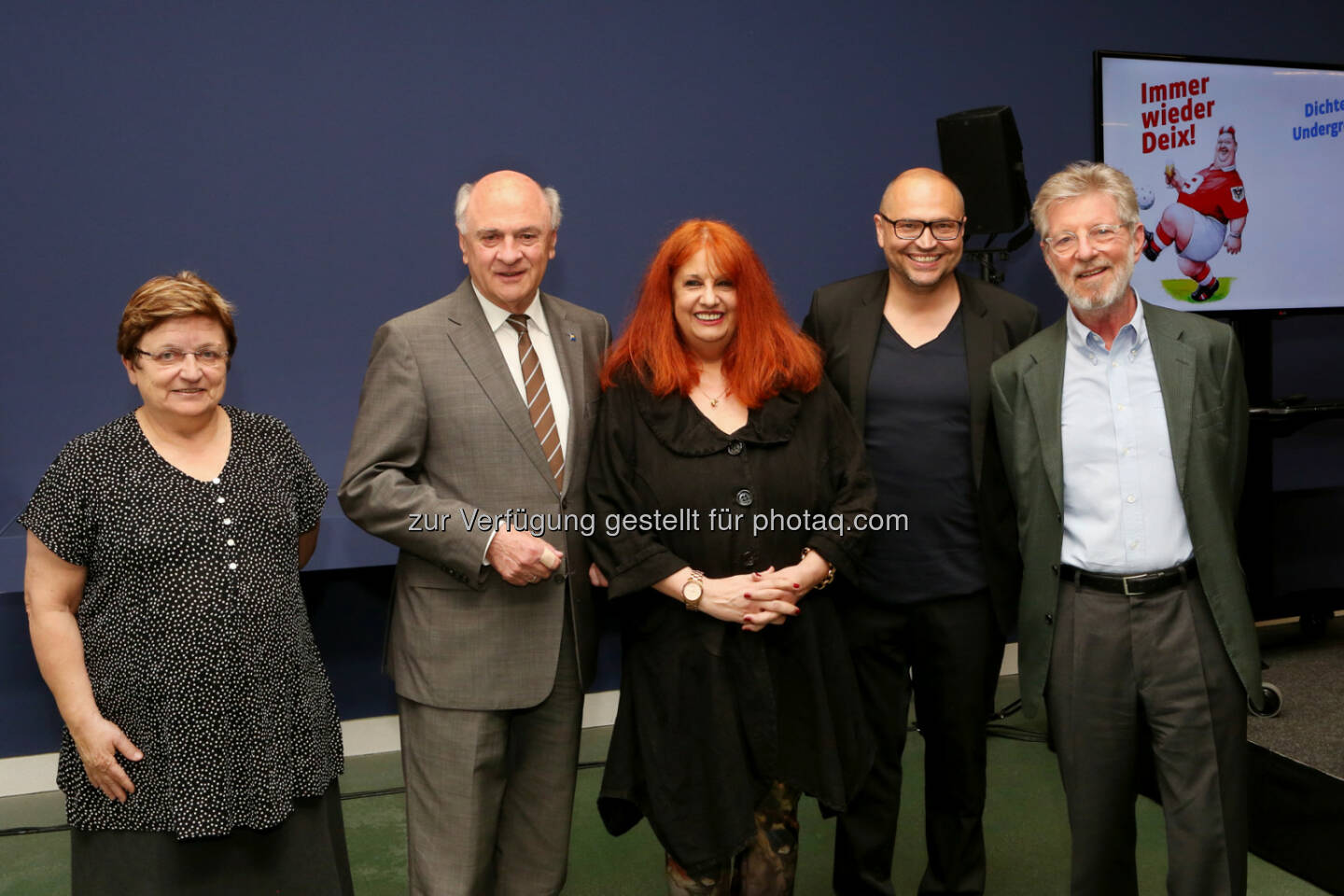 Stadträtin Anna Wegl, Erwin Pröll, Marietta Deix, Gottfried Gusenbauer, Oscar Bronner - Karikaturmuseum Krems: Deix feiert mit Eduard Thöny die Wiedereröffnung des KARIKATURMUSEUM KREMS (Fotograf: Christian Redtenbacher / Fotocredit: Kunstmeile Krems)