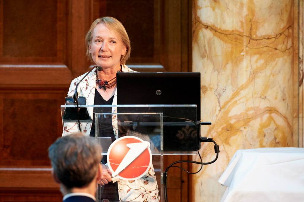 Heike Arbter (Raiffeisen Centrobank) - Zertifikate Award Austria 2017 (Fotocredit: Zertifikate Forum Austria), © Zertifikate Forum Austria (19.05.2017) 