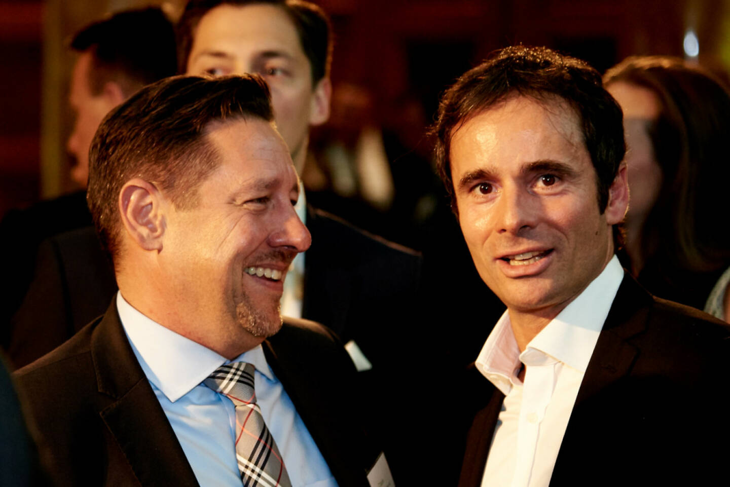 Robert Abend (BörseGo, rechts) - (Fotocredit: Zertifikate Forum Austria)