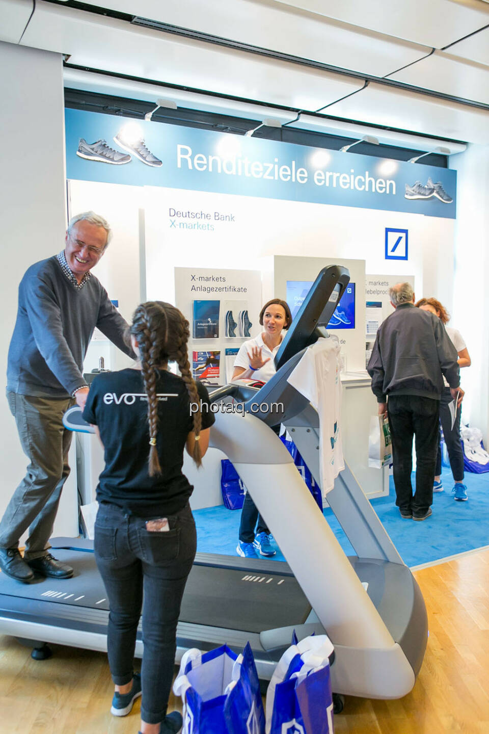 Laufband https://evofitness.at , Deutsche Bank X-markets, Börsentag Wien, 20.5.2017