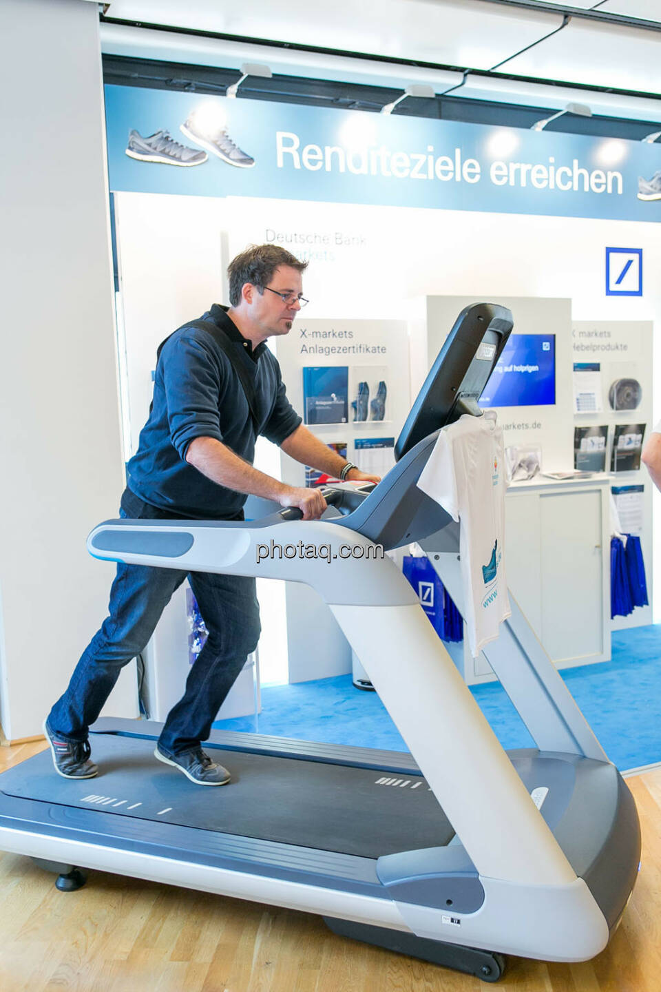 Laufband https://evofitness.at , Deutsche Bank X-markets, Börsentag Wien, 20.5.2017