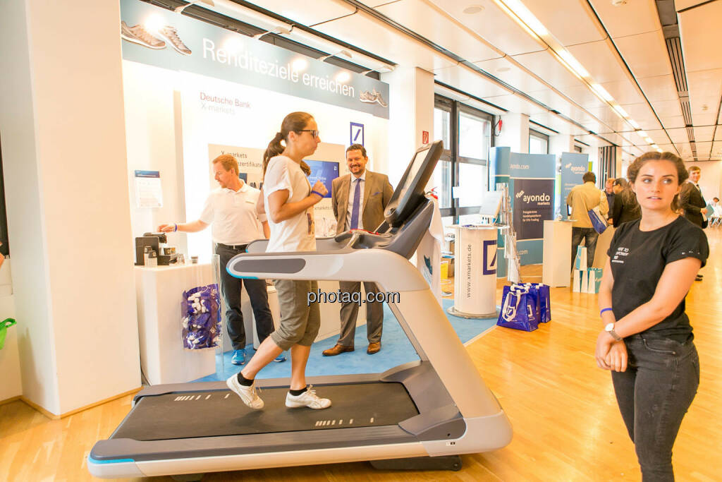 Laufband https://evofitness.at , Deutsche Bank X-markets, Börsentag Wien, 20.5.2017, © Martina Draper photaq.com (am Ende der Diashow zusätzlich diverse Handy-Pics) (21.05.2017) 