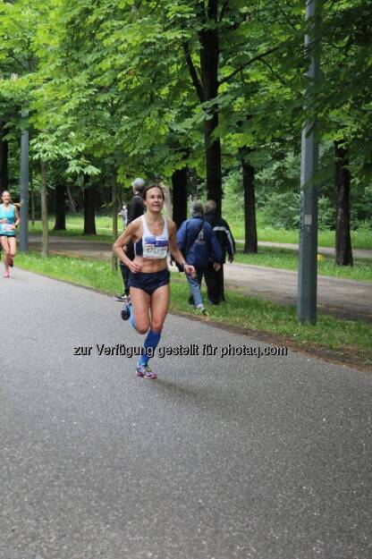 Carola Bendl-Tschiedel beim Frauenlauf (21.05.2017) 