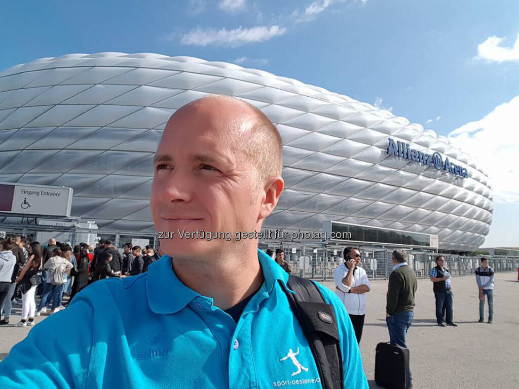 Markus Steinacher vor der Allianz Areana (22.05.2017) 