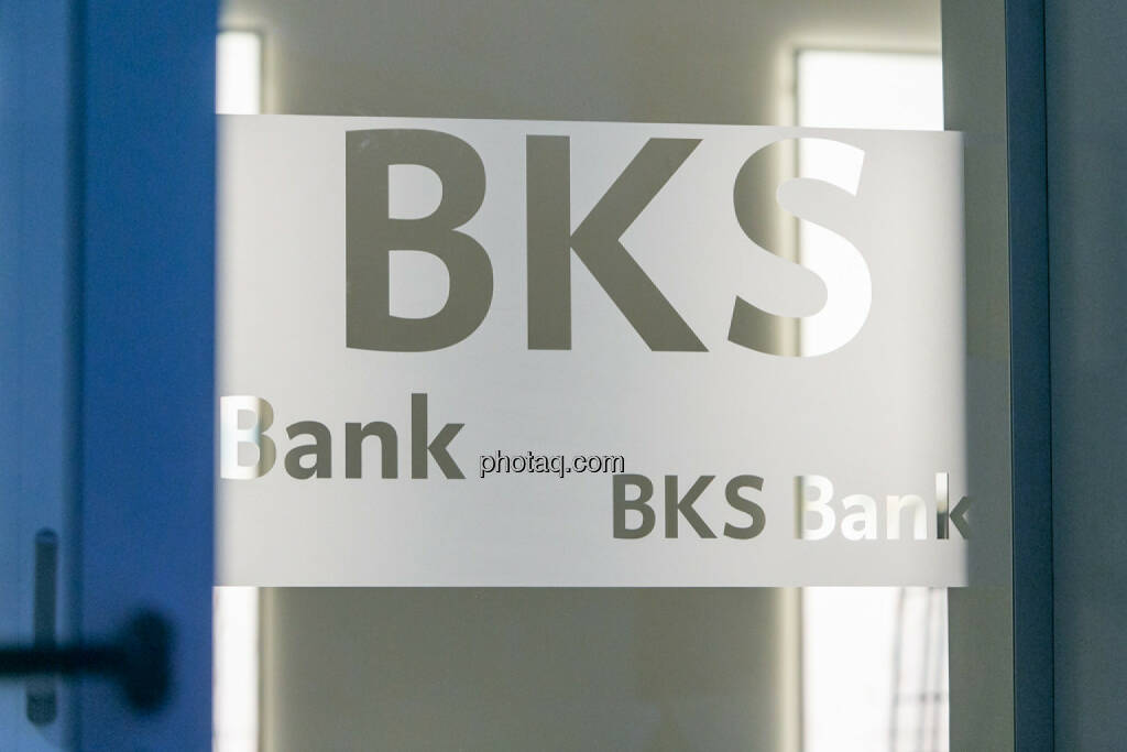 BSK Bank, © Martina Draper/photaq (29.05.2017) 