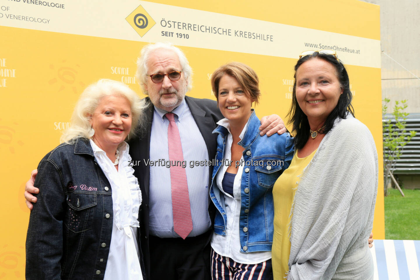 Marika Lichter, Univ.-Prof. Dr. Hubert Pehamberger, Mag. Martina Löwe, Doris Kiefhaber - Österreichische Krebshilfe: 30 Jahre „Sonne ohne Reue“ (Fotocredit: Österr. Krebshilfe/APA-Fotoservice/Hautzinger)