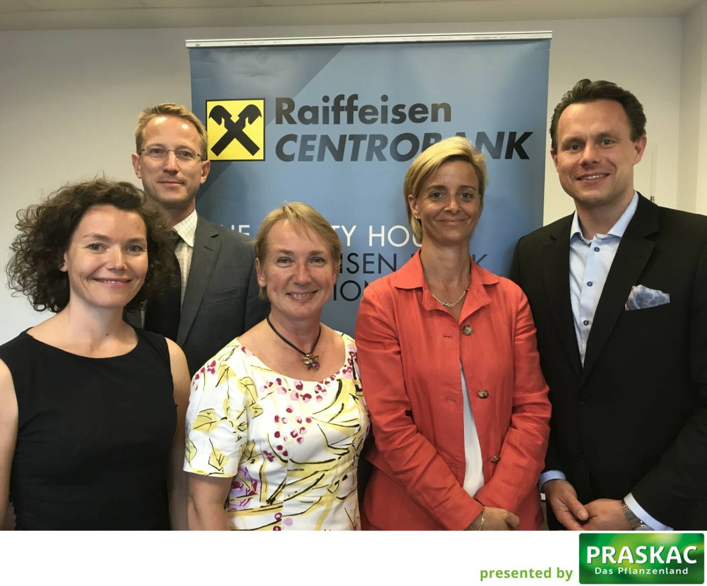 Beim RCB presse_talk standen Zertifikate-Expertin Marianne Kögel, Chefanalyst und Orakel Bernd Maurer, Zertifikate-Chefin Heike Arbter, Gastgeberin und RCB-Vorstand Valerie Brunner und Wiener Börse-Chef Christoph Boschan dem BSN und anderen Journalisten Rede und Antwort (c) Michael J. Plos