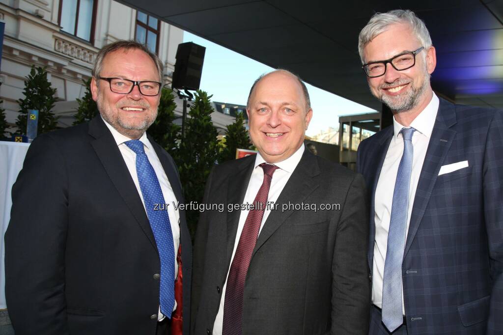 Josef Stockinger, Generaldirektor der OÖ Versicherung, CNH-CEO Andreas Klauser, Oberösterreichs Landeshauptmann-Stv. Michael Strugl (Bild: RLB OÖ/Strobl) (27.06.2017) 