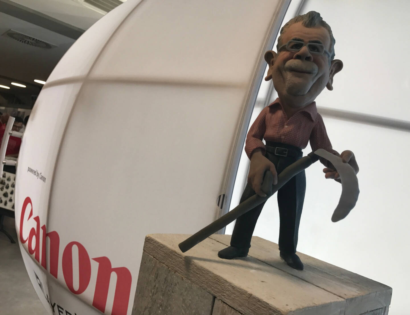 Van der Bellen Canon