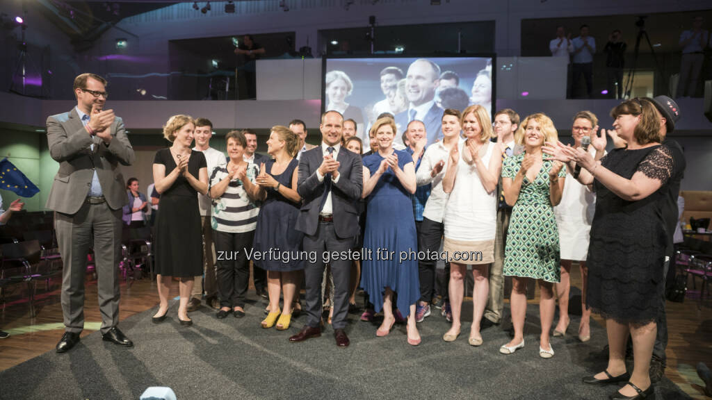 NEOS - Das Neue Österreich: NEOS: Matthias Strolz zum Spitzenkandidaten für Nationalratswahl 2017 gewählt (Fotocredit: NEOS), © Aussender (10.07.2017) 