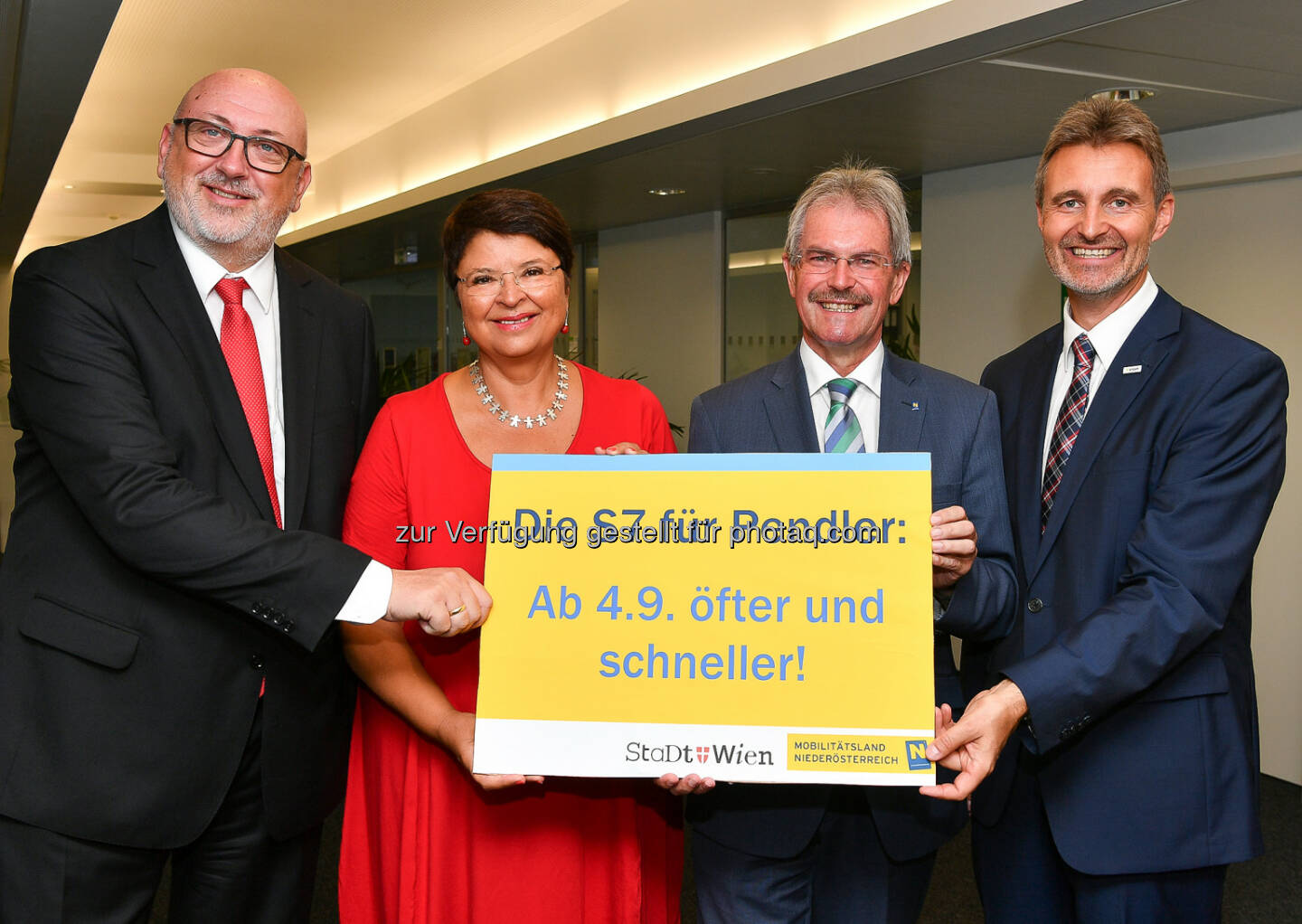 Vorstandsvorsitzender Andreas Matthä, ÖBB Finanzstadträtin Renate Brauner, Wien Verkehrslandesrat Karl Wilfing, Niederösterreich Geschäftsführer Wolfgang Schroll, VOR - Verkehrsverbund Ost-Region (VOR) GmbH: VOR: S-Bahn- & Regionalbus-Paket zur Entlastung der Pendler (Fotocredit: NLK Burchhart)